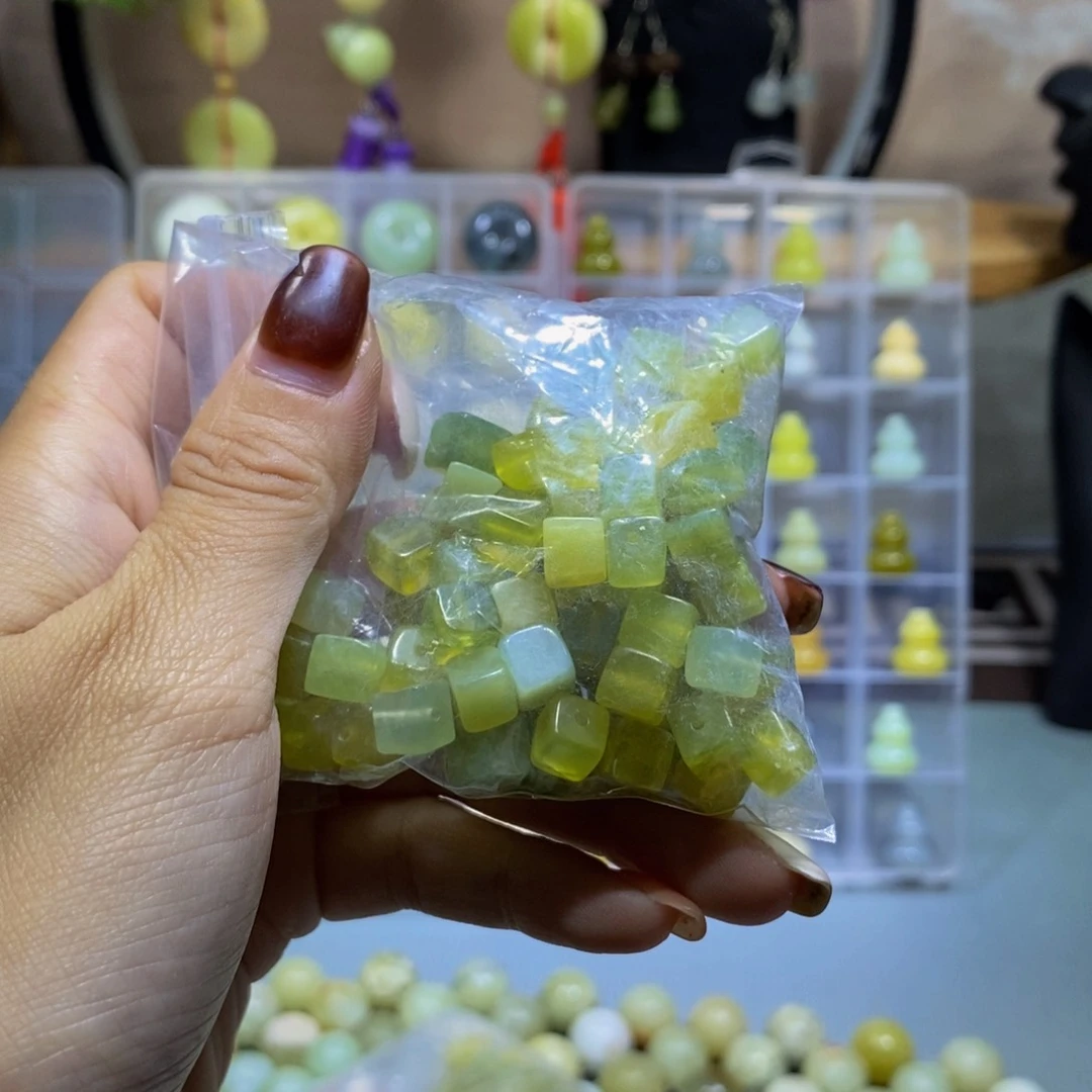 未镶嵌蛇纹石玉其他208