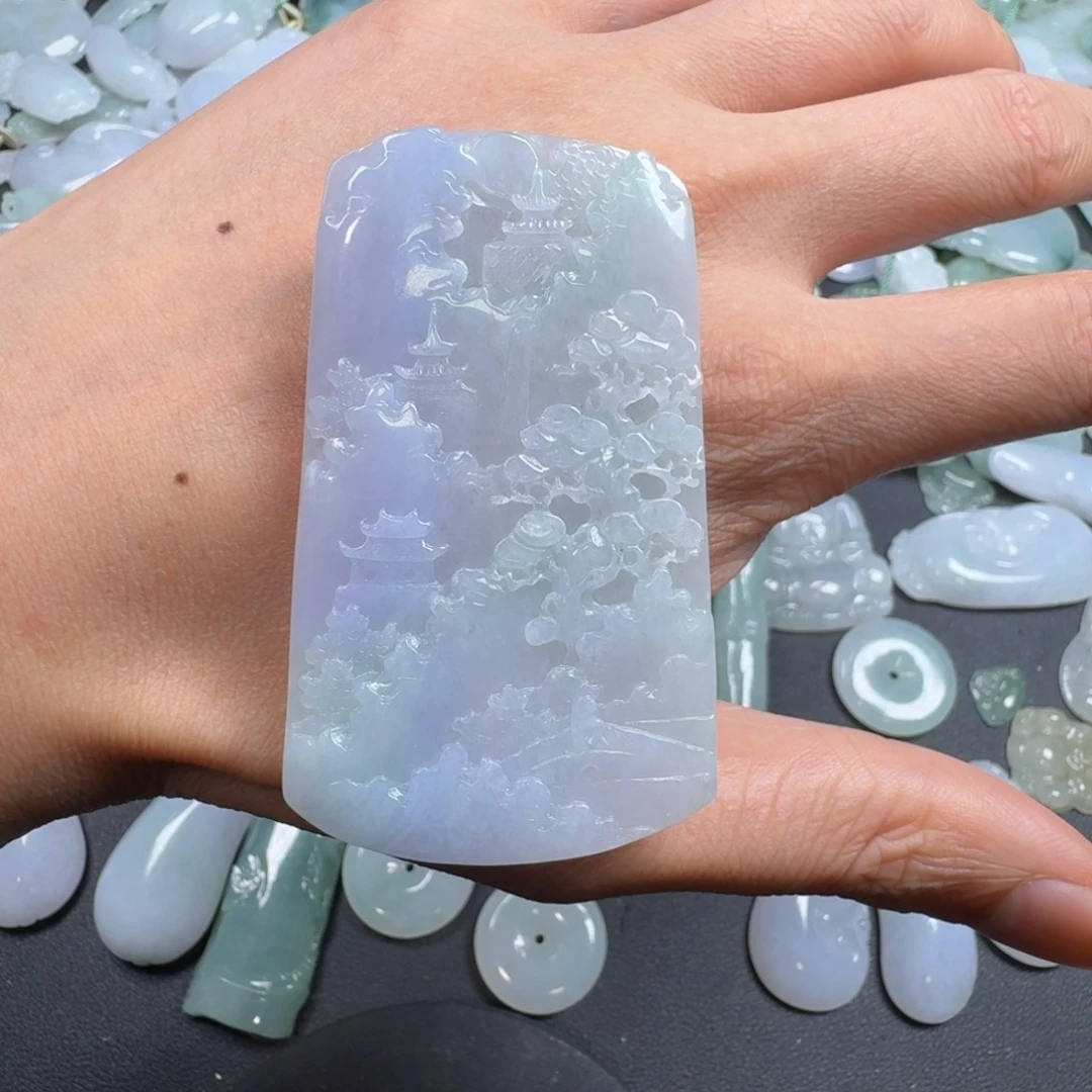 翡翠未镶嵌吊坠(赠链)山水牌