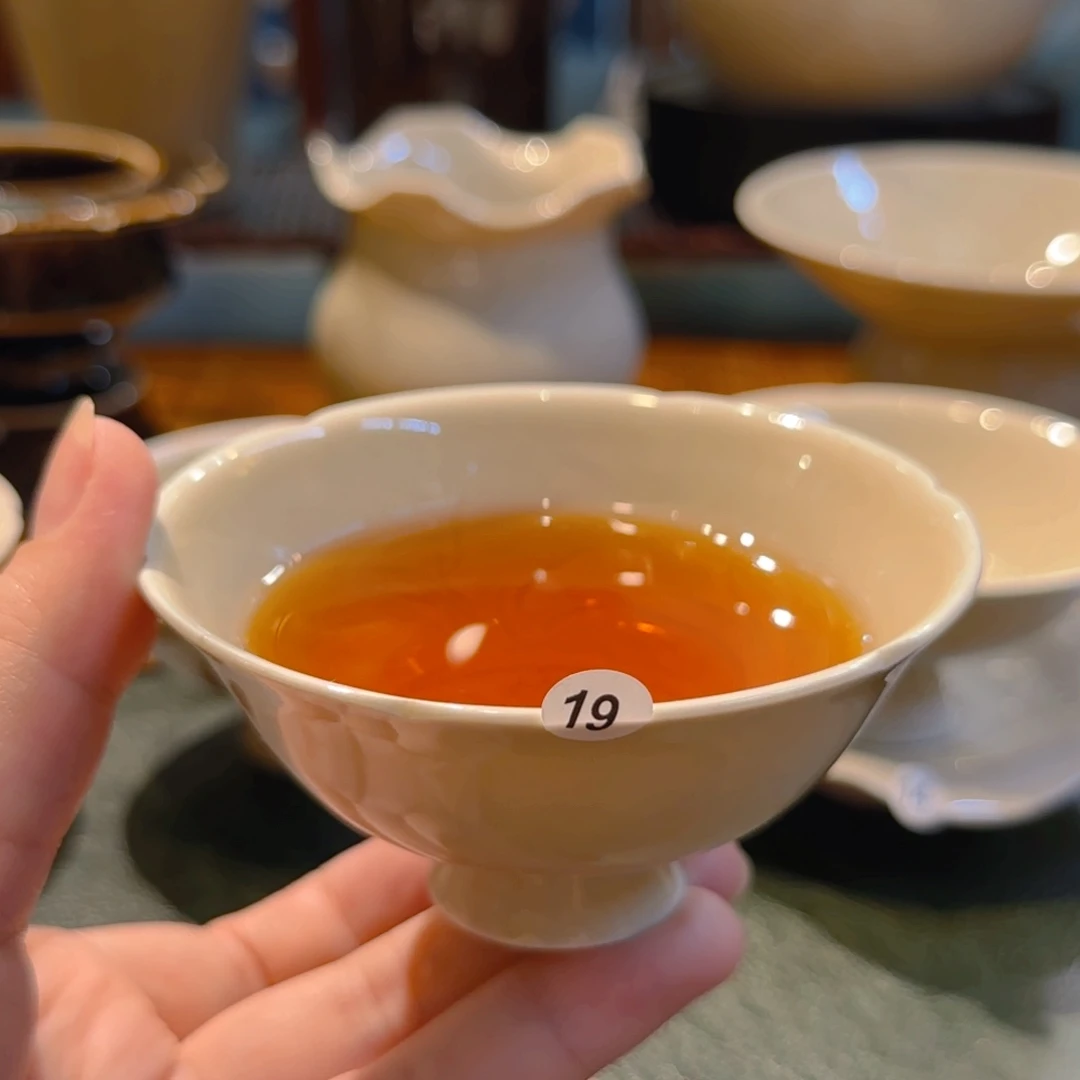 仿古定瓷 19号鱼纹高足盏 120ml