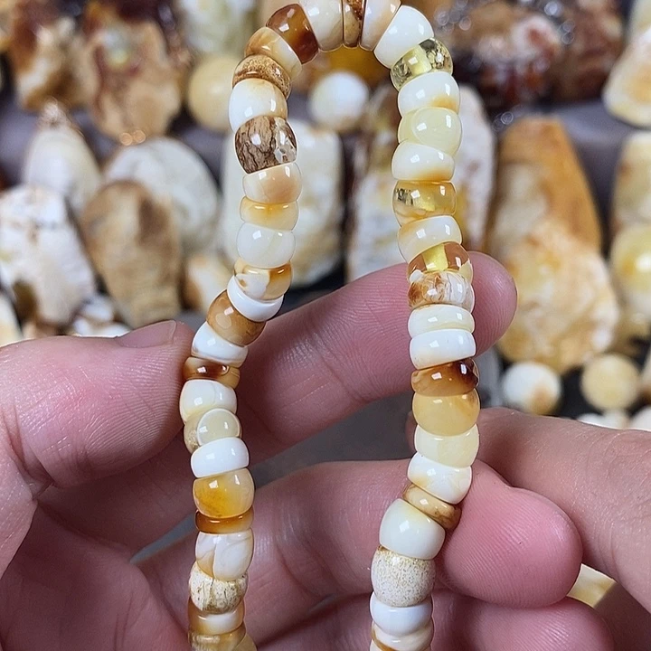 裸石琥珀未镶嵌我