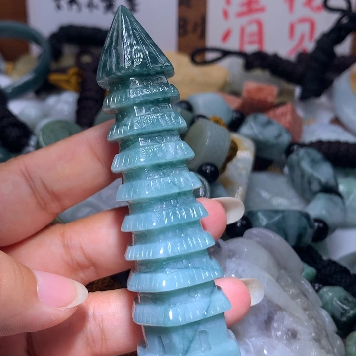 翡翠未镶嵌颈饰保真天然A货翡翠