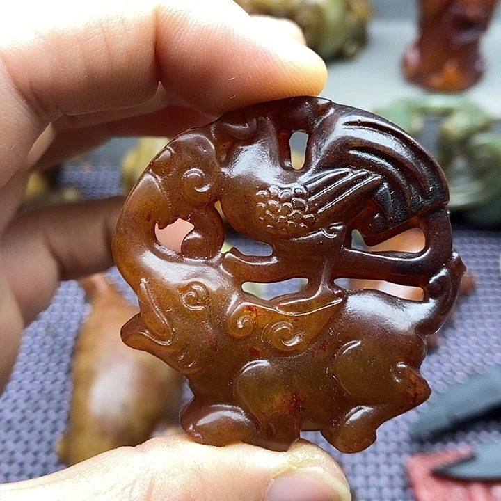 未镶嵌蛇纹石玉颈饰