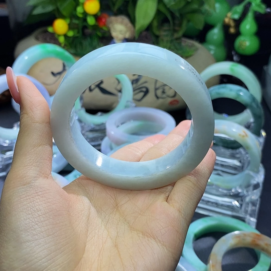 未镶嵌56定制翡翠清****站