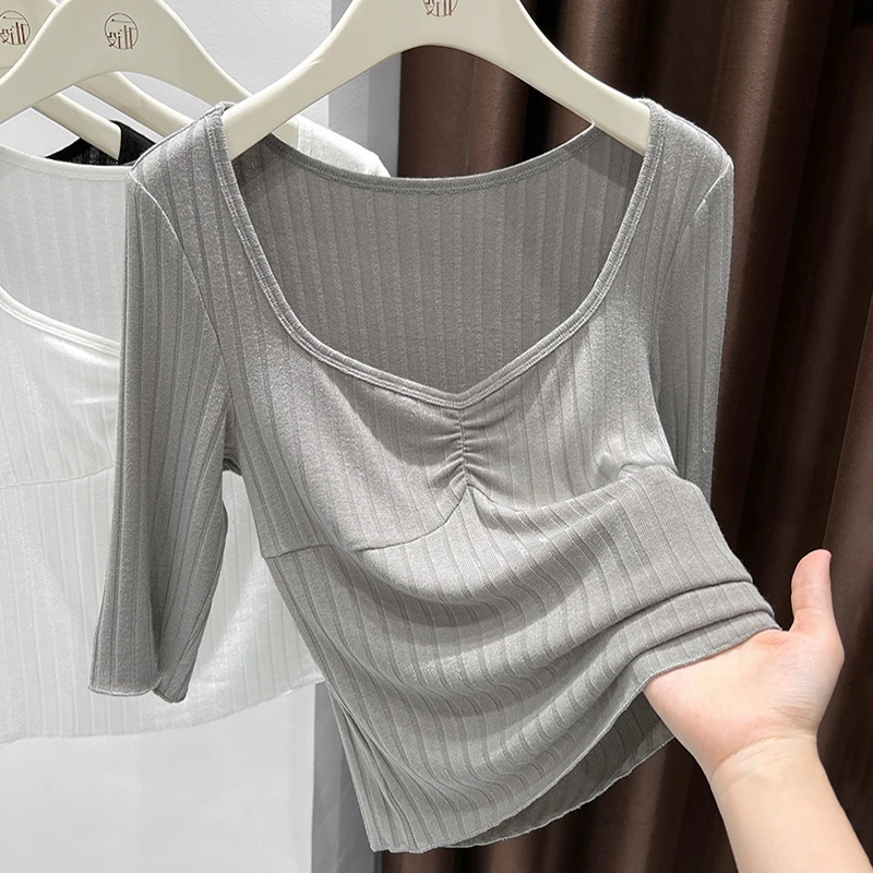 时髦高级感纯色修身显瘦透气亲肤中袖上衣2025夏季V领百搭女士T恤