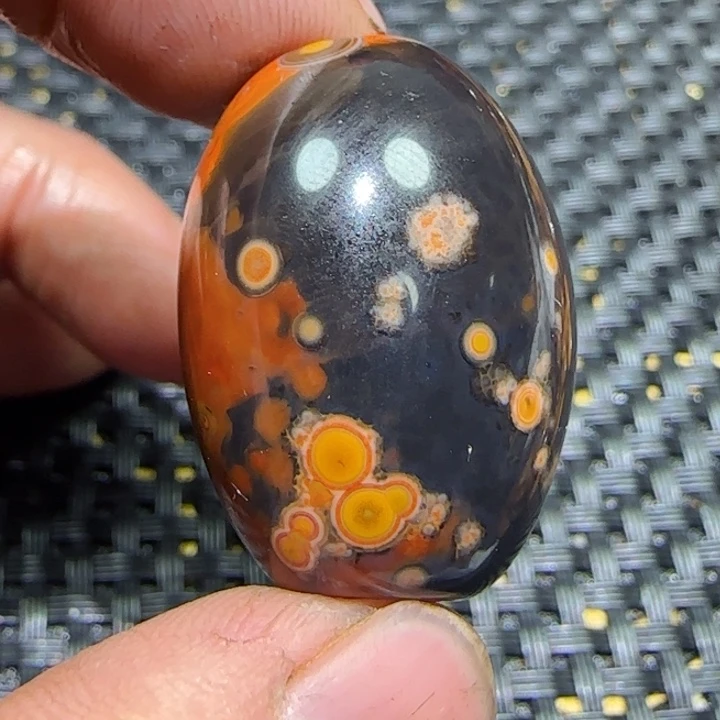 自***风玛瑙/玉髓未镶嵌吊坠