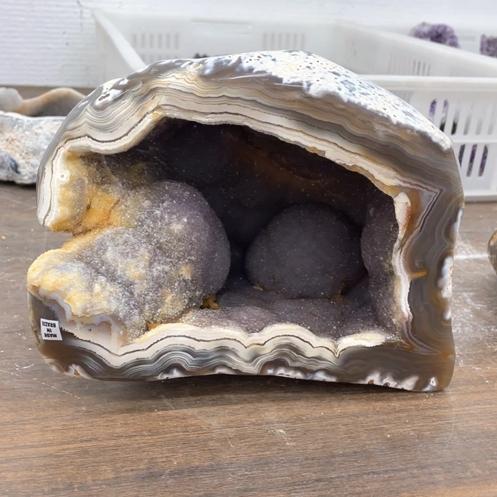 水晶摆件未镶嵌捡漏