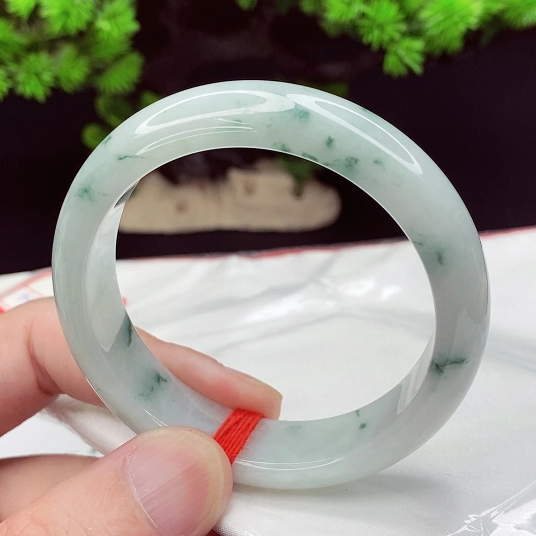 翡翠未镶嵌手镯53圈