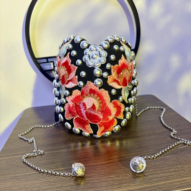 原创民族风刺绣流苏纯手工发箍头饰文艺复古发饰百搭洋气遮白发