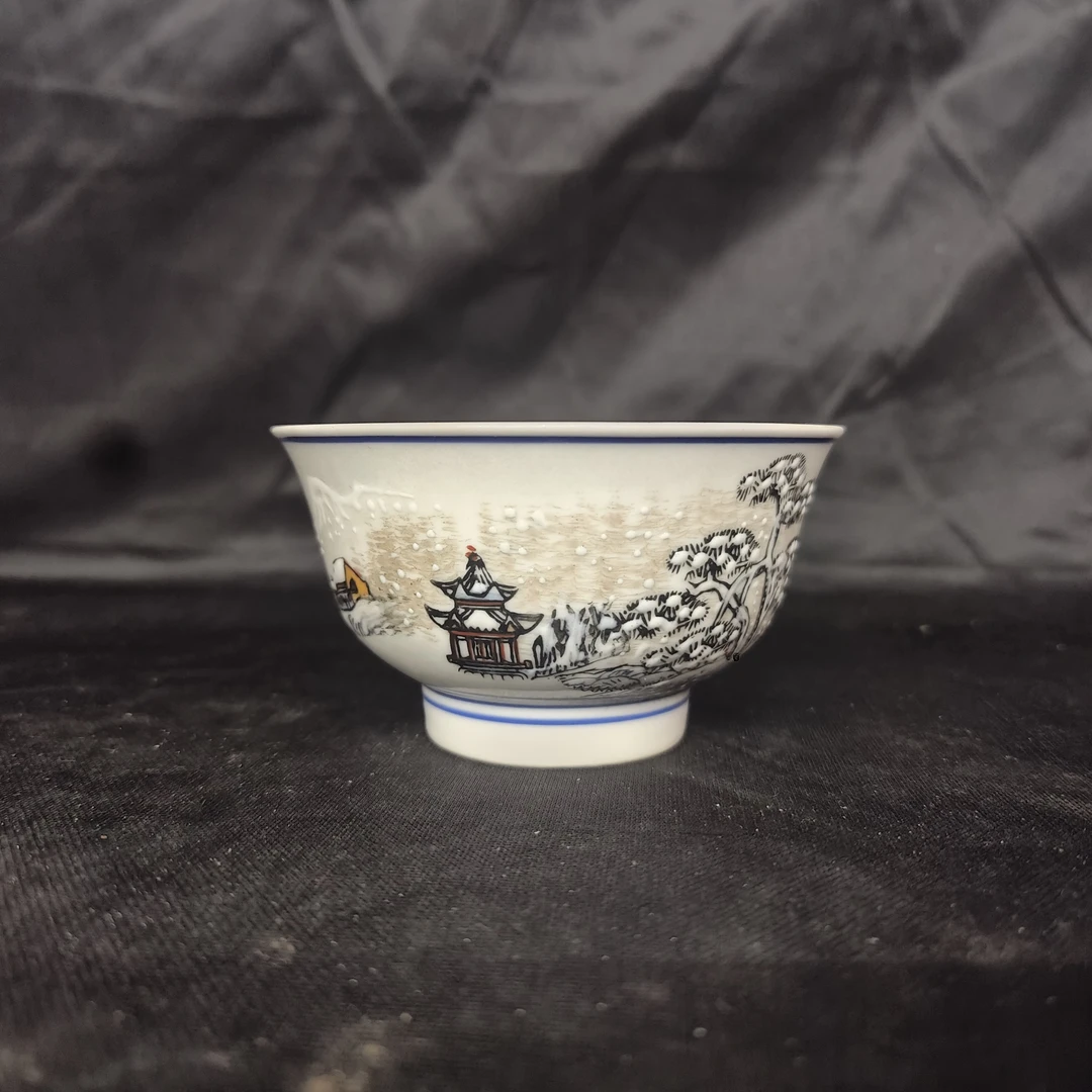 古陶瓷粉彩雪景碗