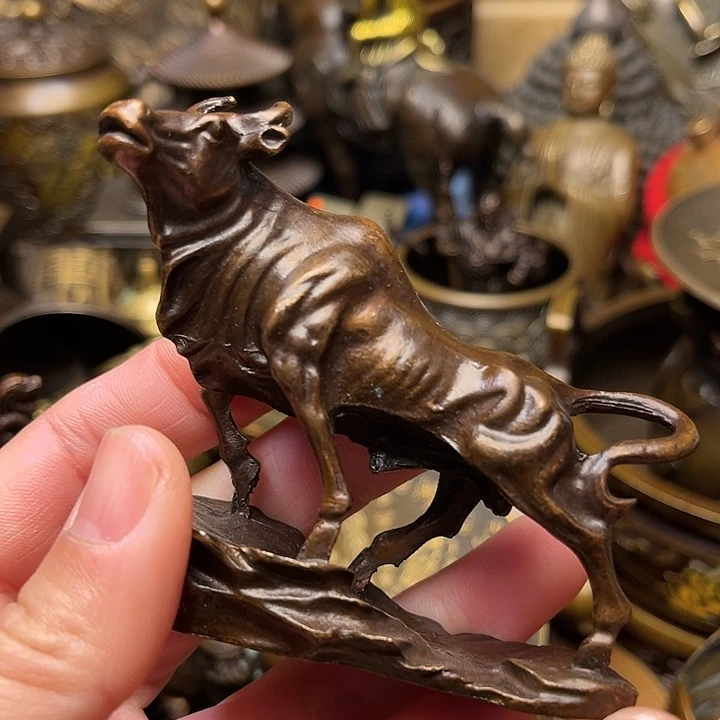 精美铜器批发档口