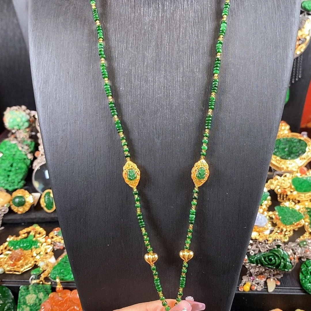 翡翠未镶嵌颈饰项链