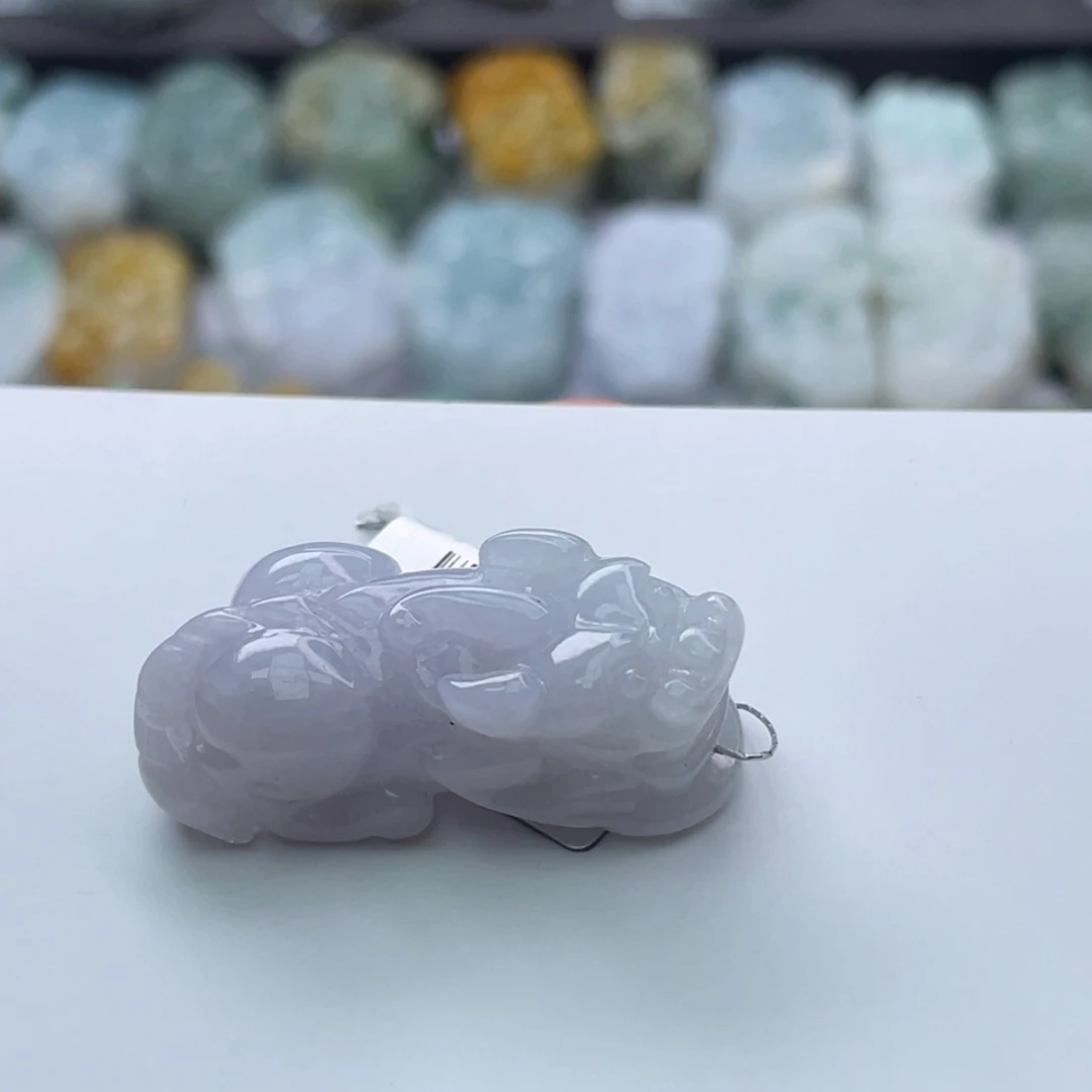 翡翠颈饰未镶嵌貔貅