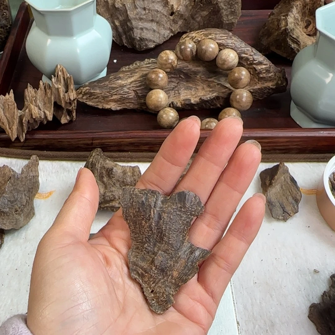 沉香碎屑沉香香港老料3g