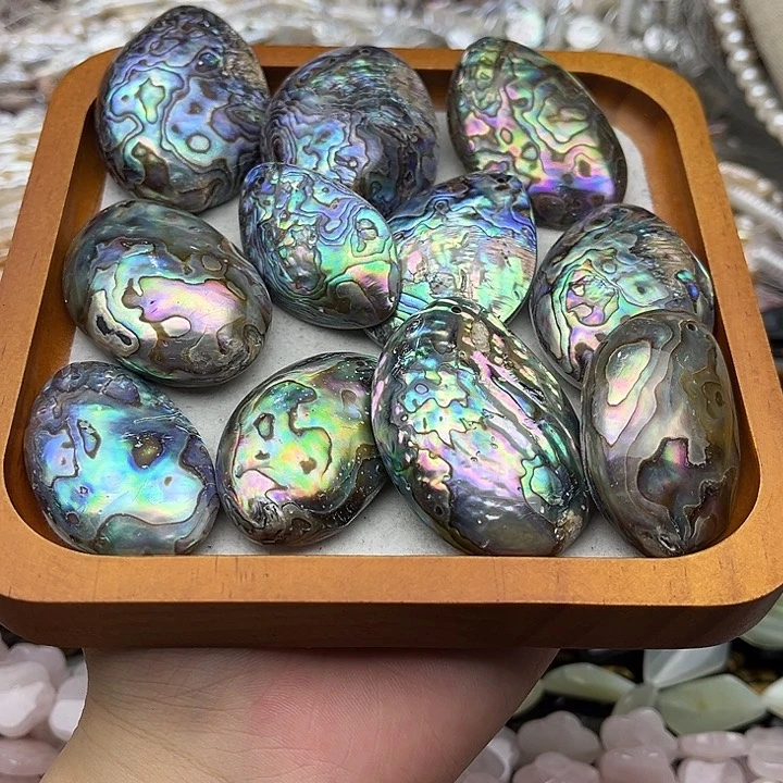 玛瑙/玉髓未镶嵌珠宝半成品一个鲍鱼贝吊坠随机发