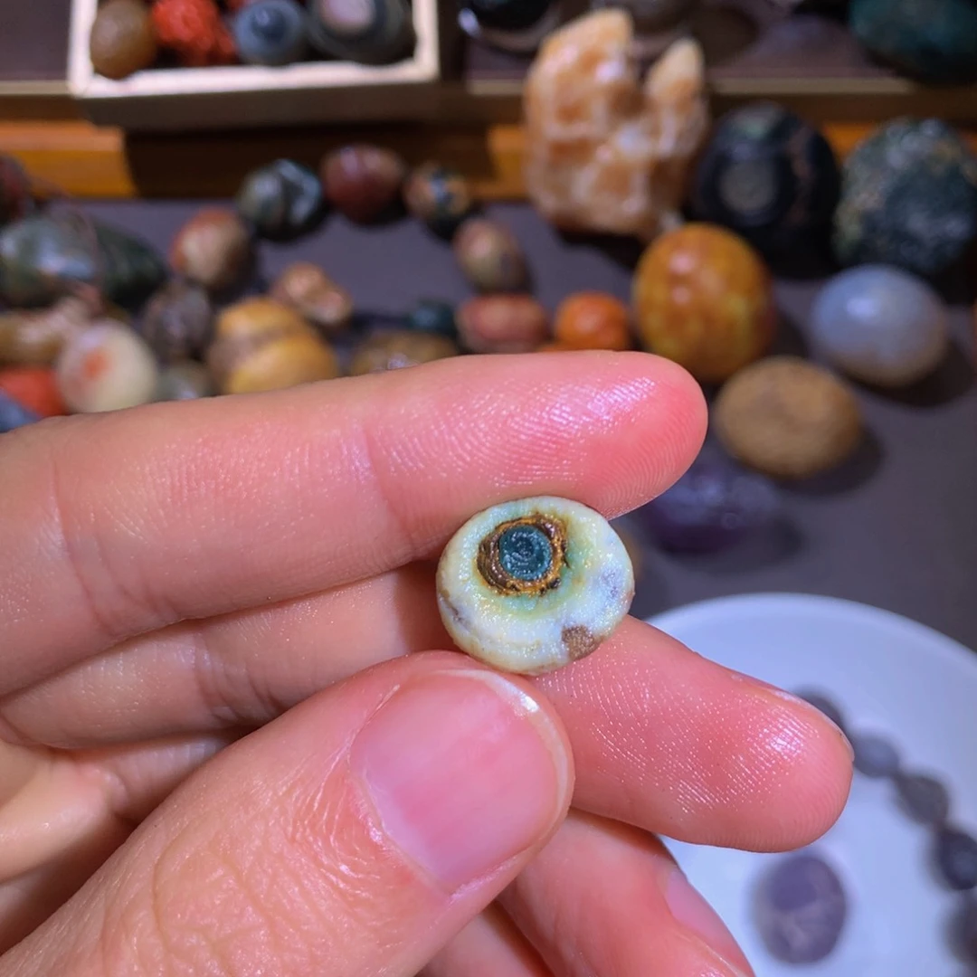 石材气***师阿拉善眼睛石