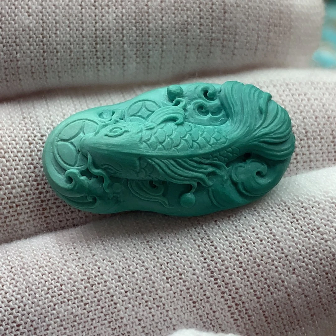 绿松石未镶嵌珠宝奇石