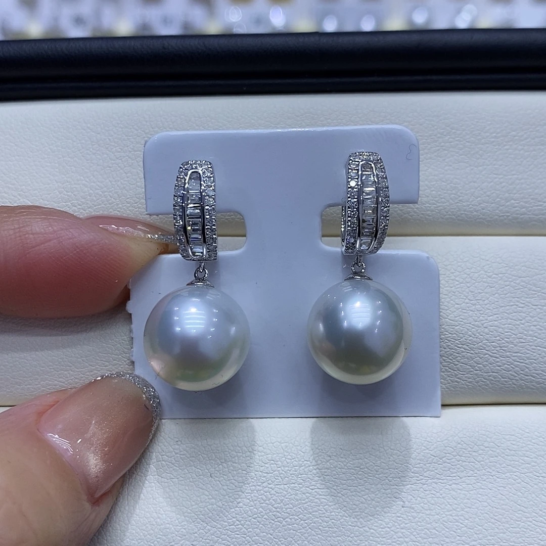 耳饰18K金镶嵌海水珍珠12到13点位澳白