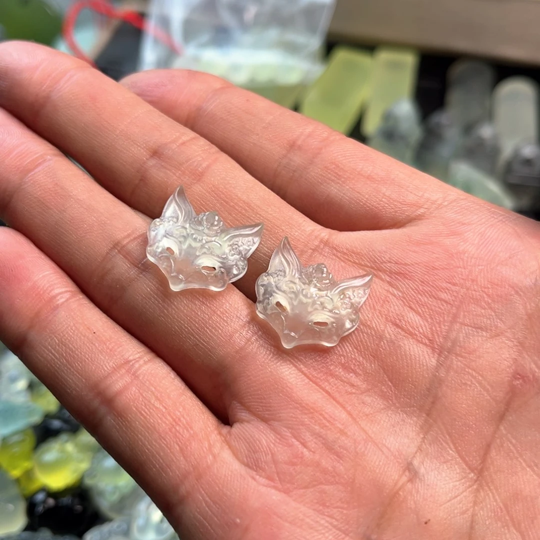 蛇纹石玉原石未镶嵌花****?