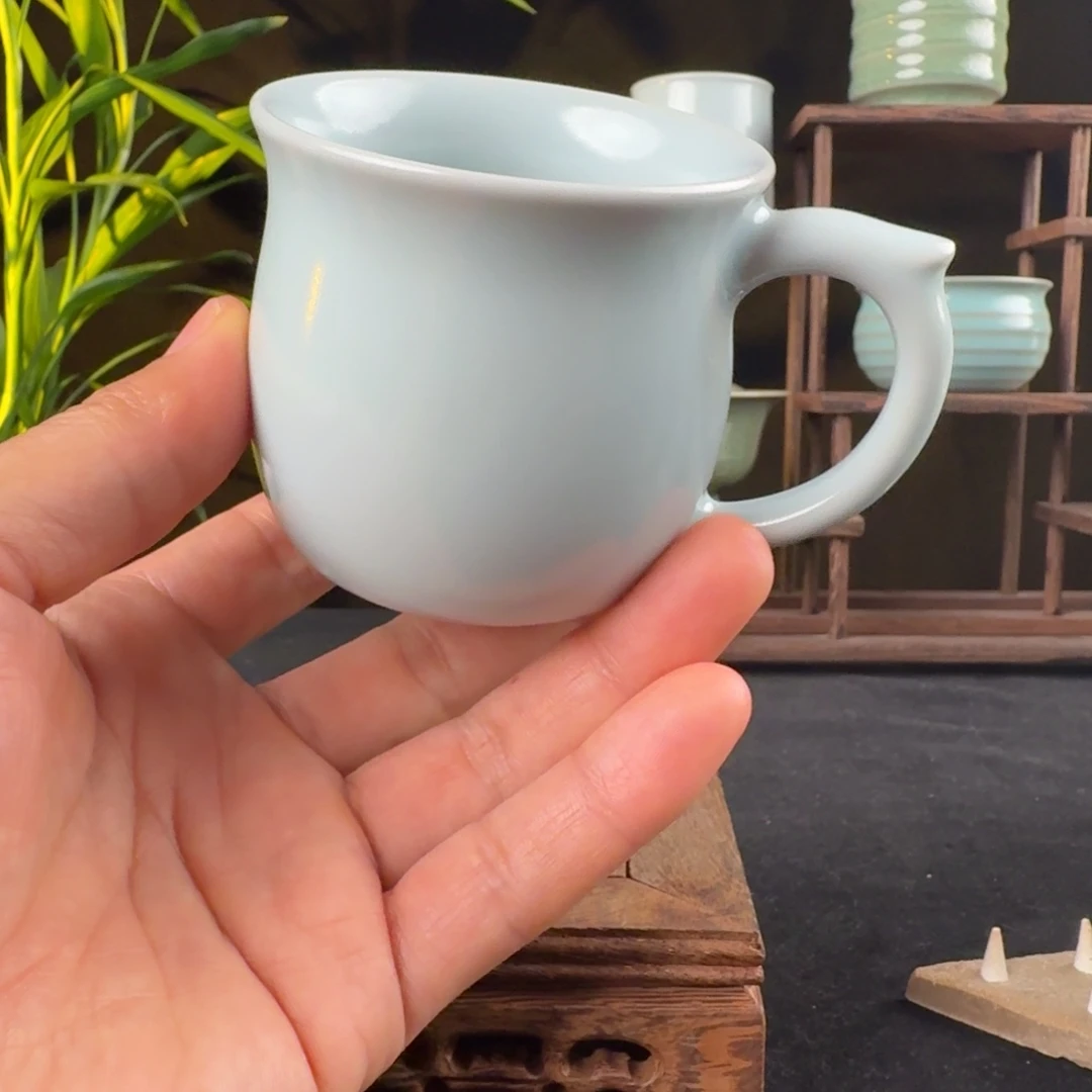 摆件汝瓷月白咖啡杯