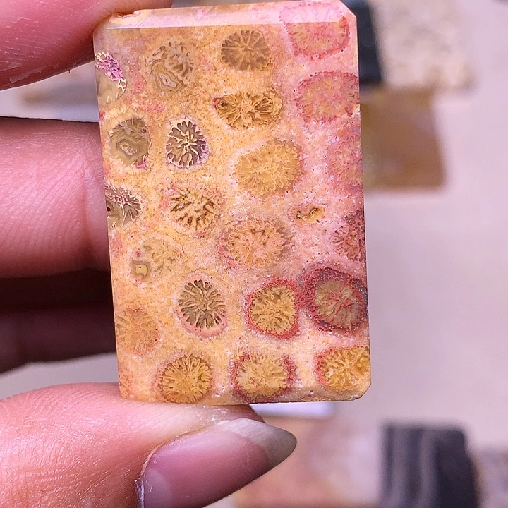 k***y硅化玉合金珊瑚玉