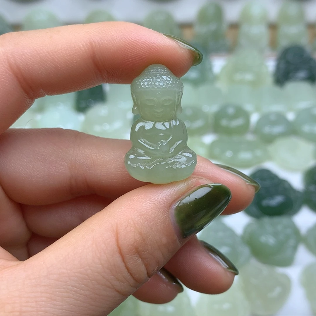 【闪购商品】颈饰未镶嵌和田玉