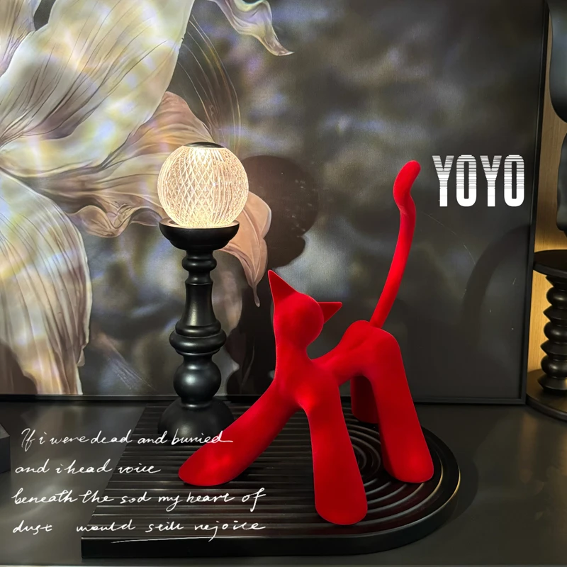 小众创意大红猫咪摆件轻奢风格客厅电视柜家居装饰品