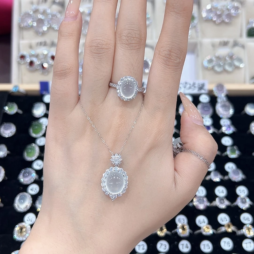 浅***。戒指银S925镶嵌黄晶