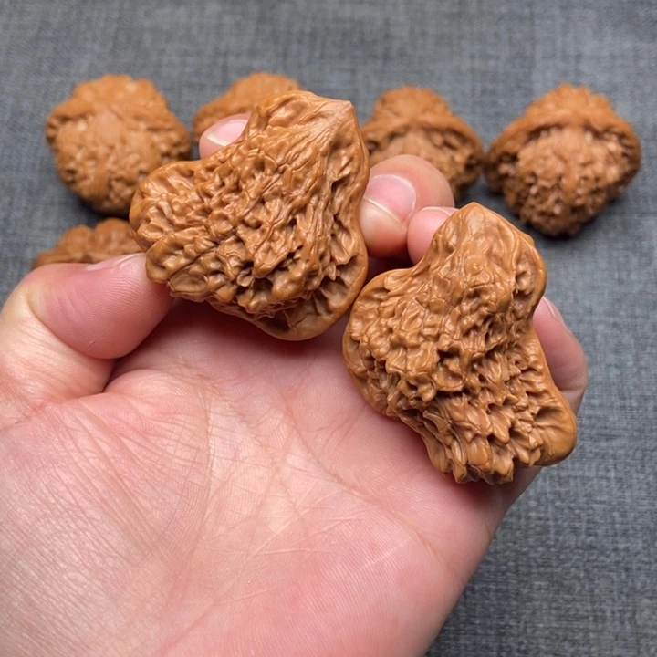 把件文玩核桃小鸟