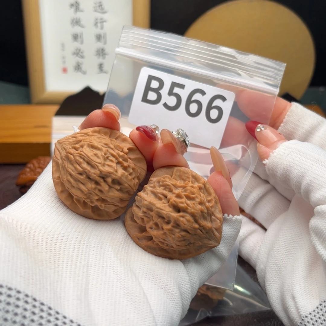 文玩核桃把件37七步沟b566微泛油