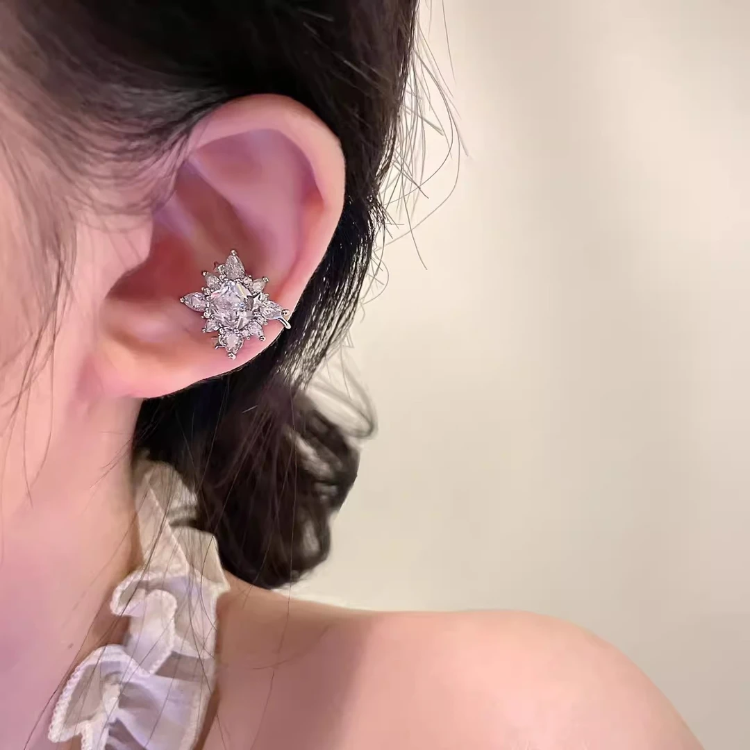 BMHM 钛钢耳饰 锆石星星耳夹女无耳洞耳骨夹高级感轻奢耳钉独特