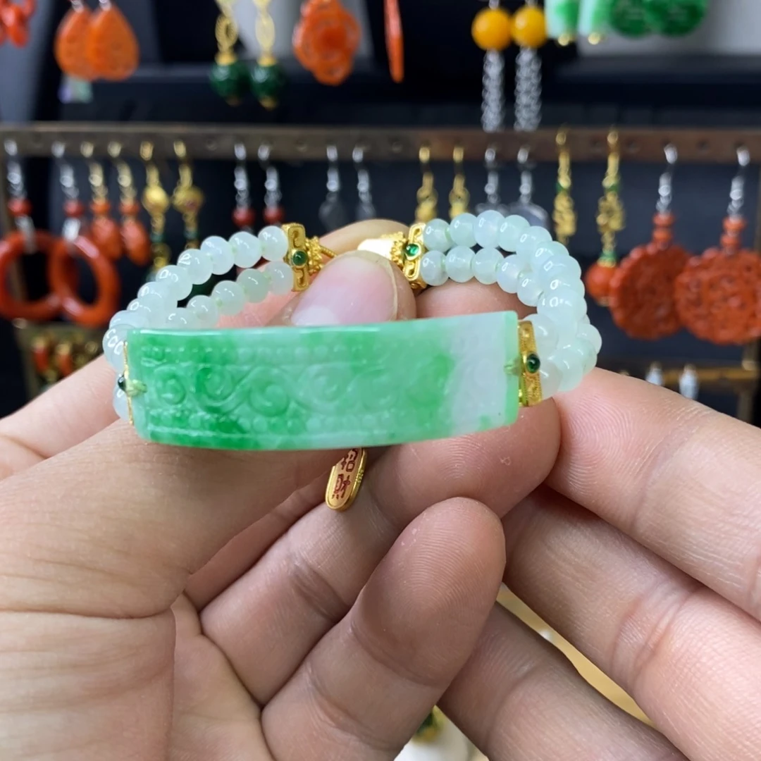 颈饰未镶嵌翡翠手链