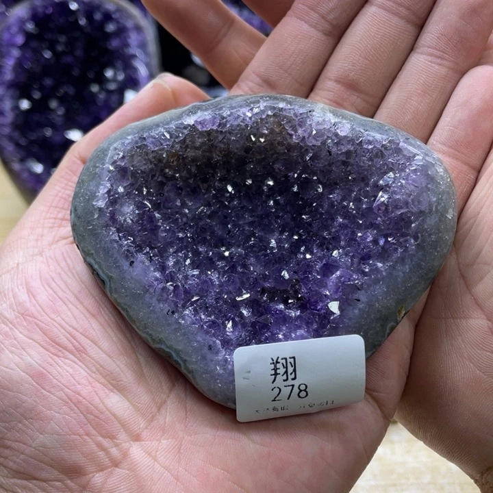 未镶嵌大型摆件（非配饰）紫晶