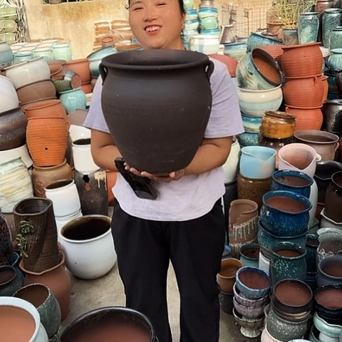 口28高30瑕疵底裂一个盆。