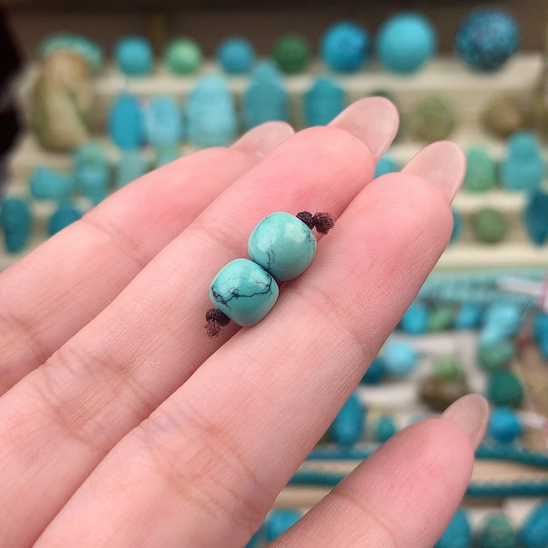 未镶嵌绿松石珠宝奇石