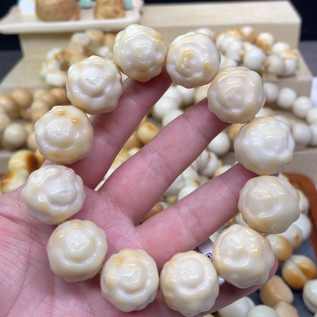 菩提根/象牙果手串云朵小羊6-22-16