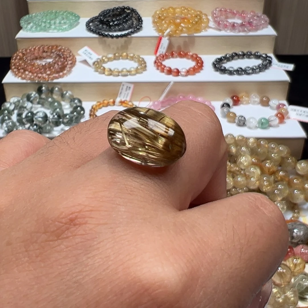 水晶手串未镶嵌落**仔钛晶戒面直径17.9mm厚8.6mm