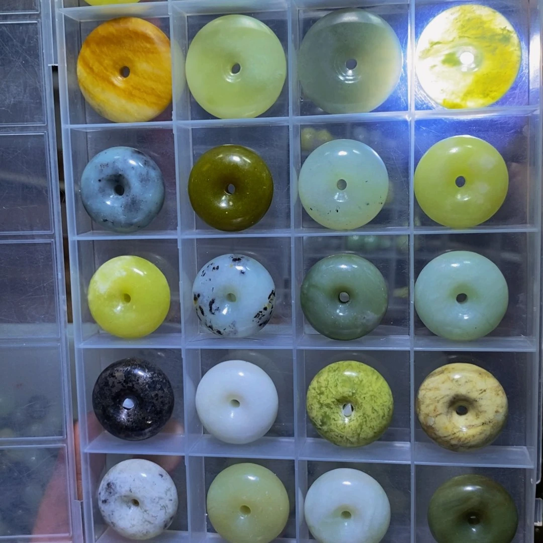 蛇纹石玉其他合金303