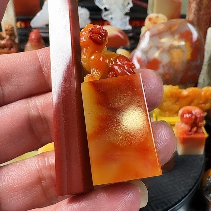 鸿***石寿山石腊烛紅芙蓉石