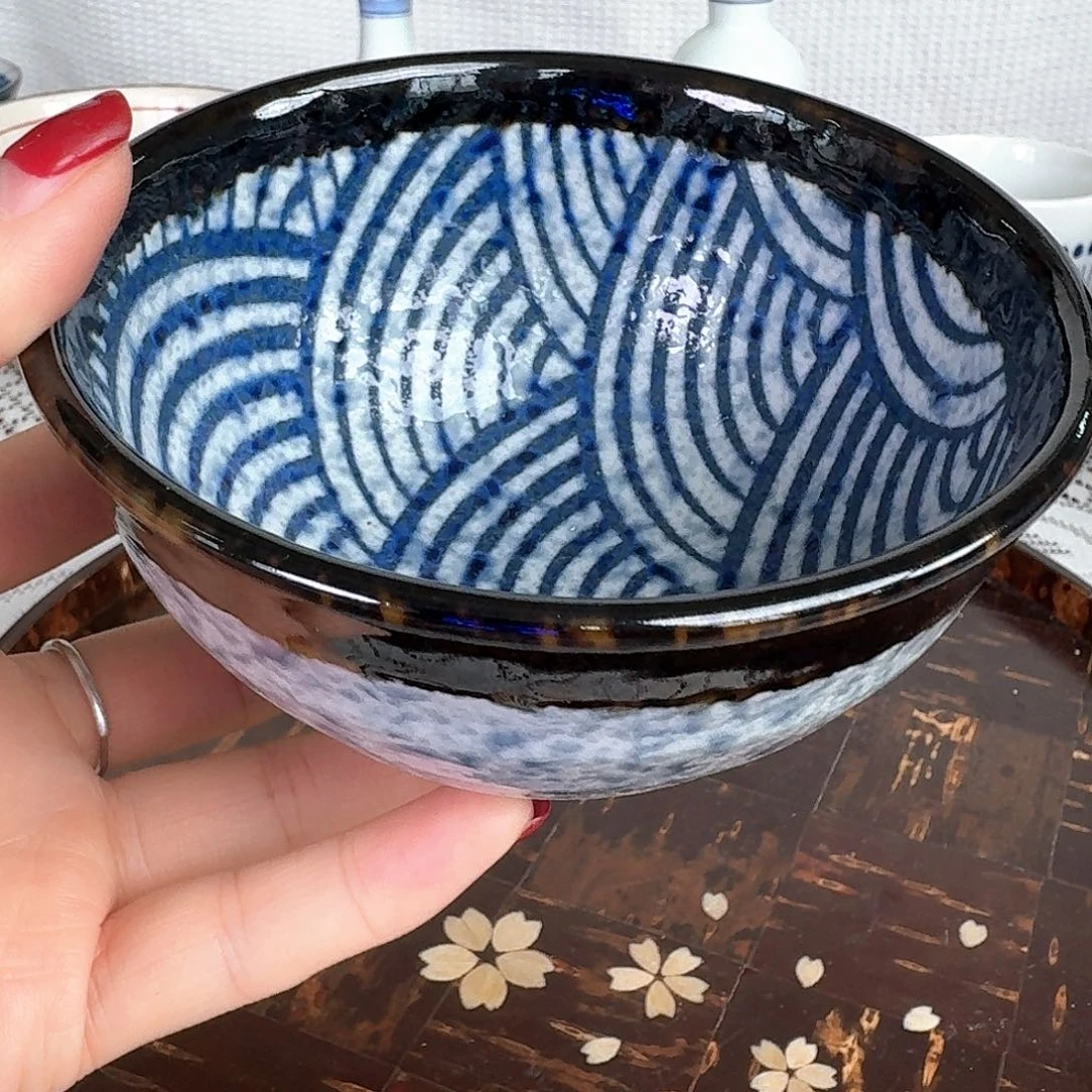 瓷片1只12厘米饭碗