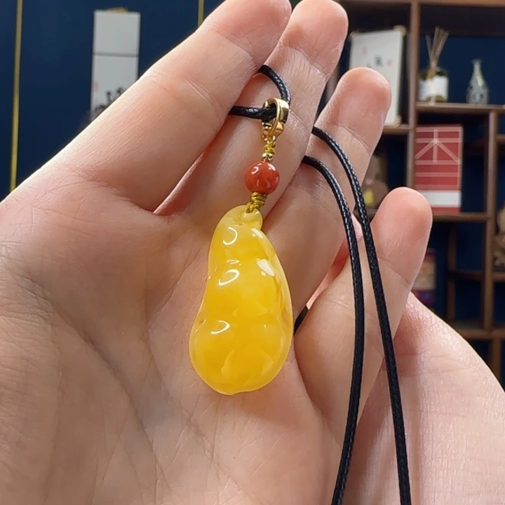 蜜蜡吊坠(赠链)未镶嵌