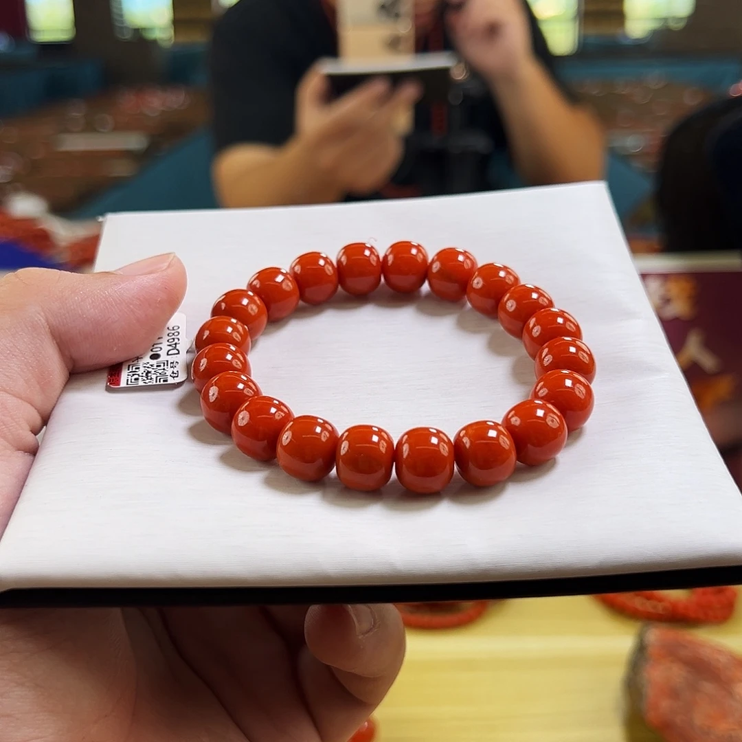 南红玛瑙未镶嵌手链