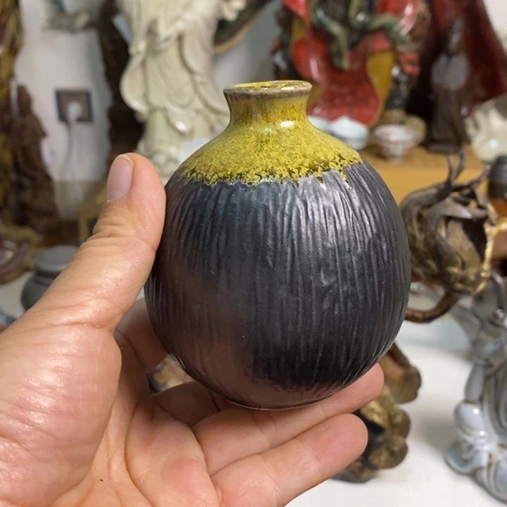 紫砂欢迎各位光临小店选购