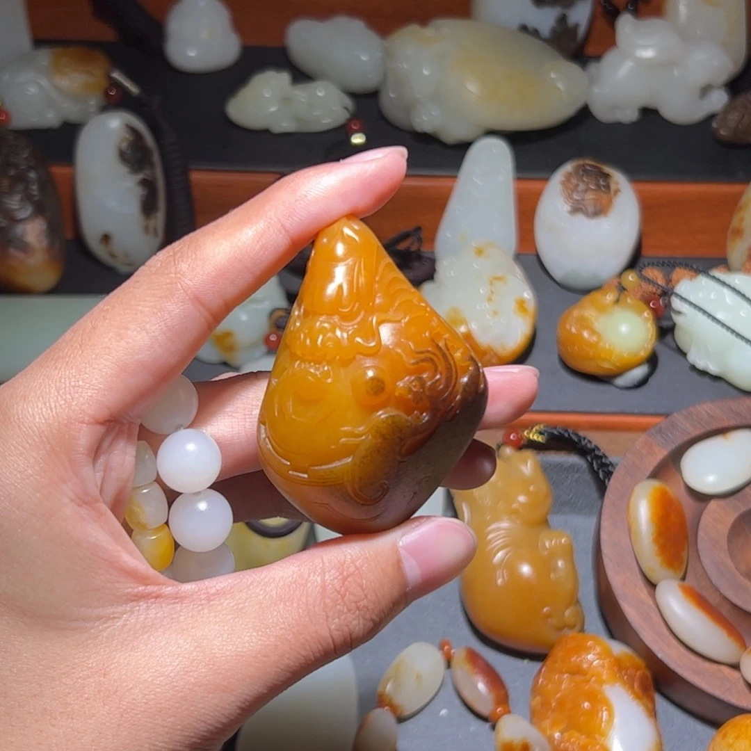 和田玉颈饰未镶嵌秋*夜