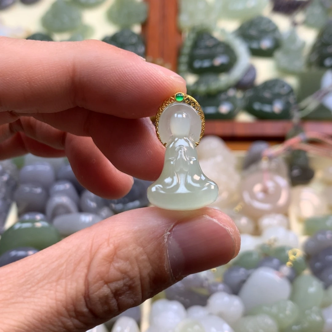 【闪购商品】和田玉颈饰18K金镶嵌晓*