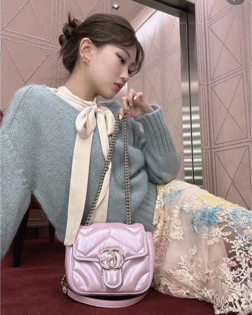 95新 GUCCI/古驰 新款人鱼姬粉马蒙 64469537