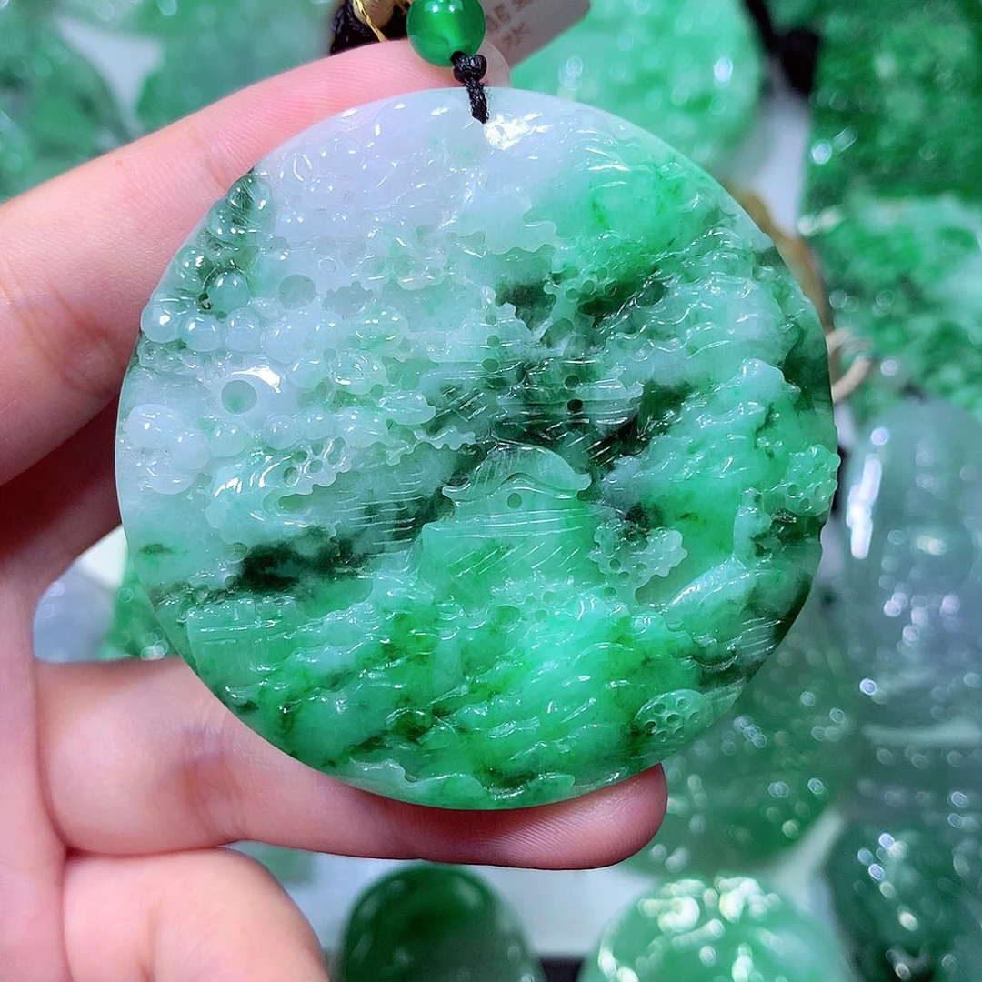 吊坠(不含链)未镶嵌翡翠