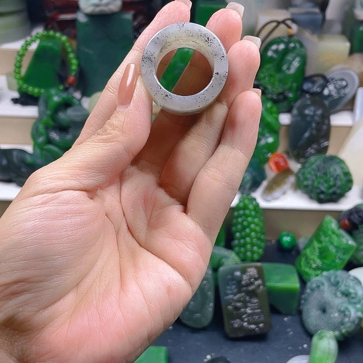 未镶嵌和田玉珠宝半成品