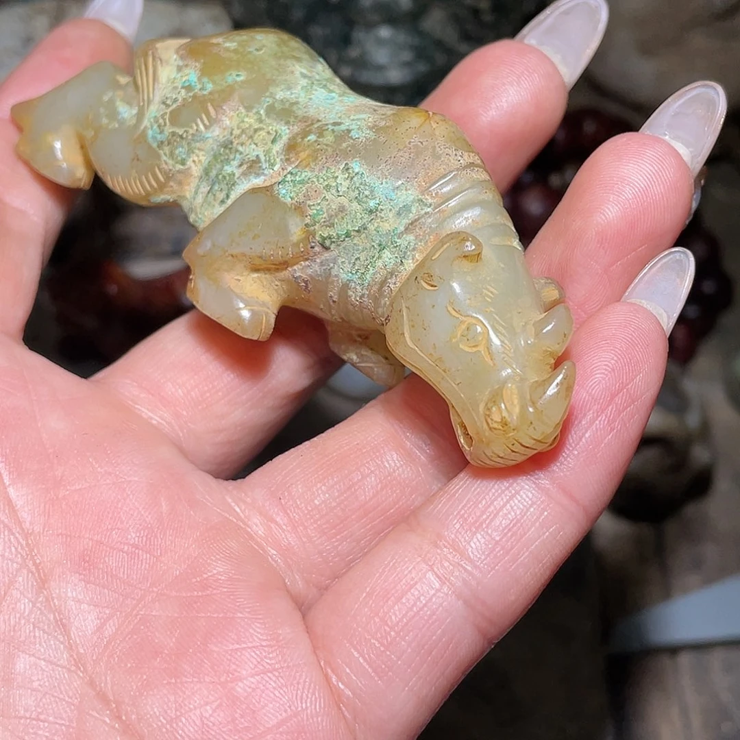 腾***飞和田玉（糖玉）未镶嵌挂件