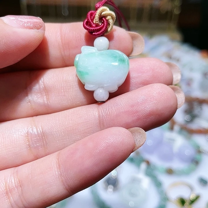 翡翠未镶嵌颈饰天然翡翠
