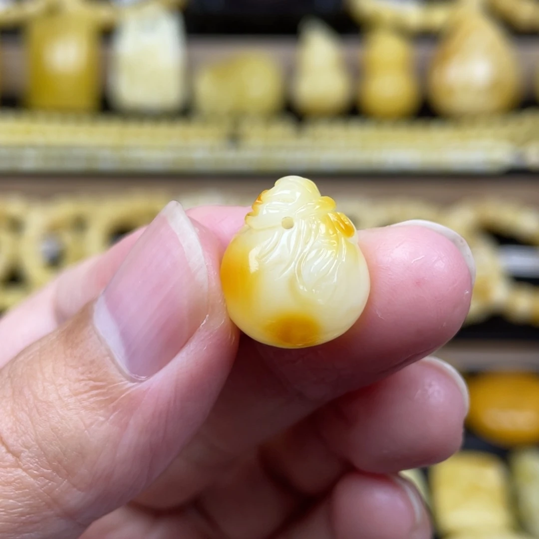 琥珀裸石未镶嵌琥珀蜜蜡